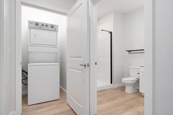 Washer & dryer